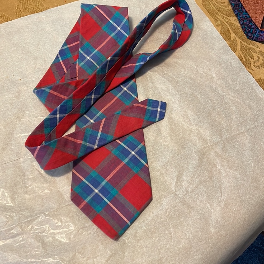 Used tie - Picture 6 of 8